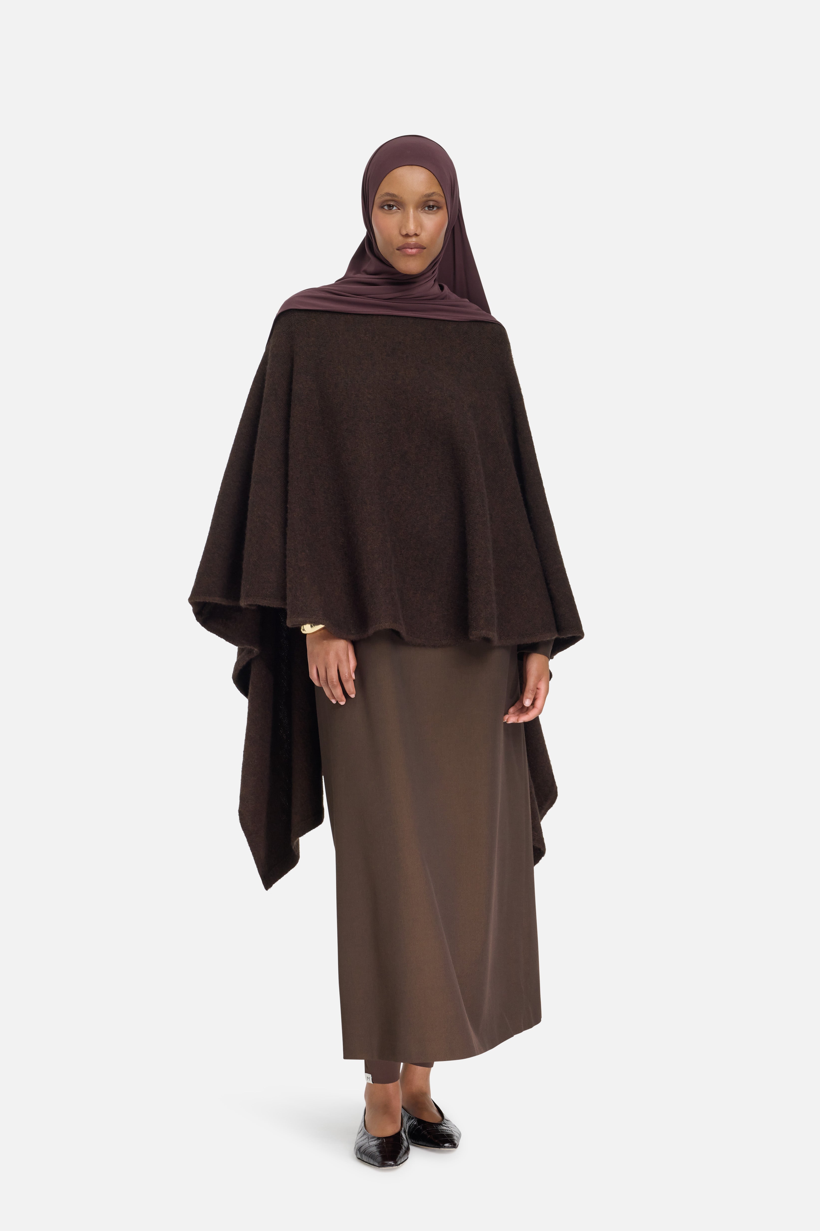 Brushed Knit Poncho | Dark Brown | MERRACHI