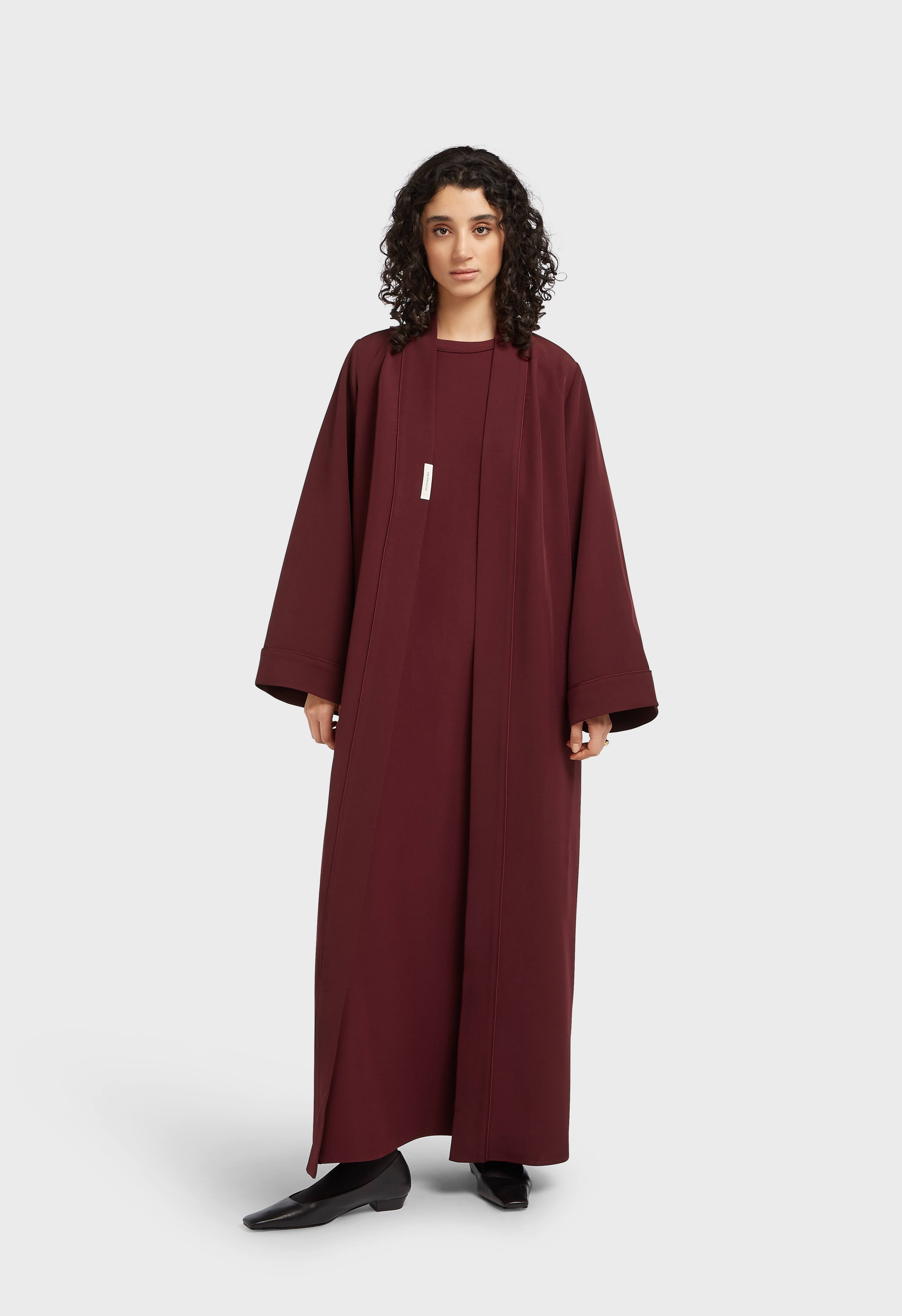 Essential Abaya Short | Burgundy