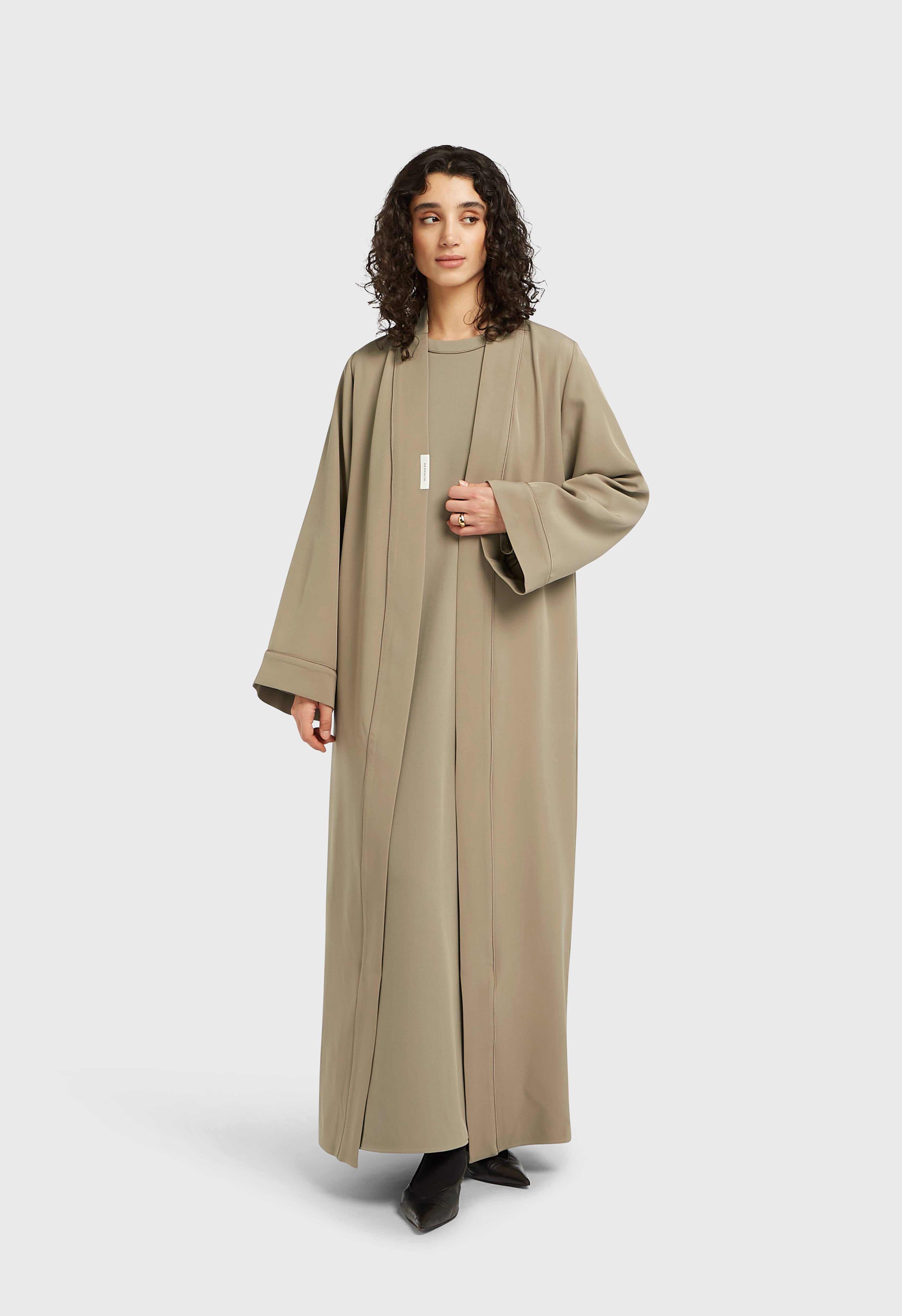 Essential Abaya Short | Desert Brown