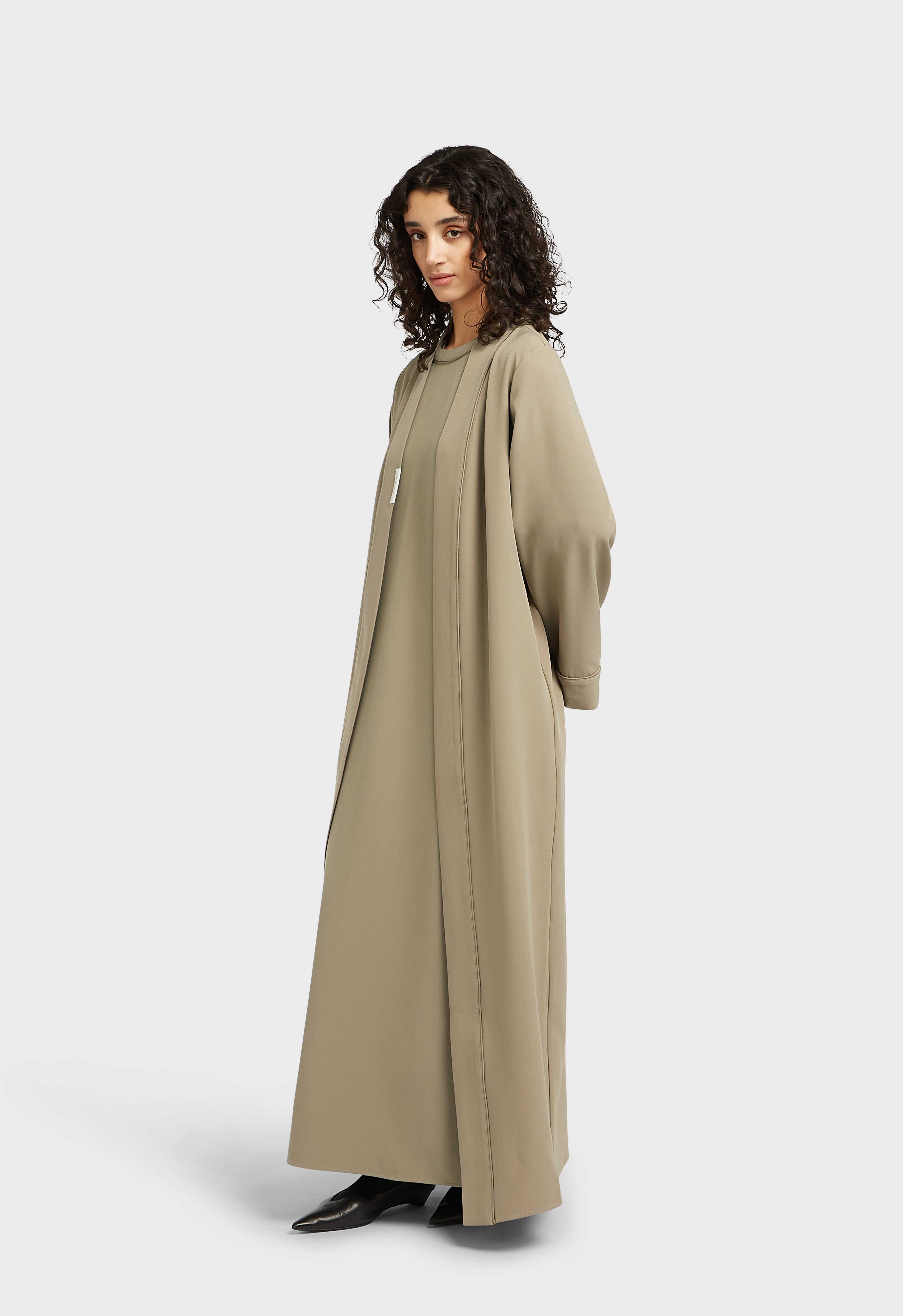 Essential Abaya Short | Desert Brown
