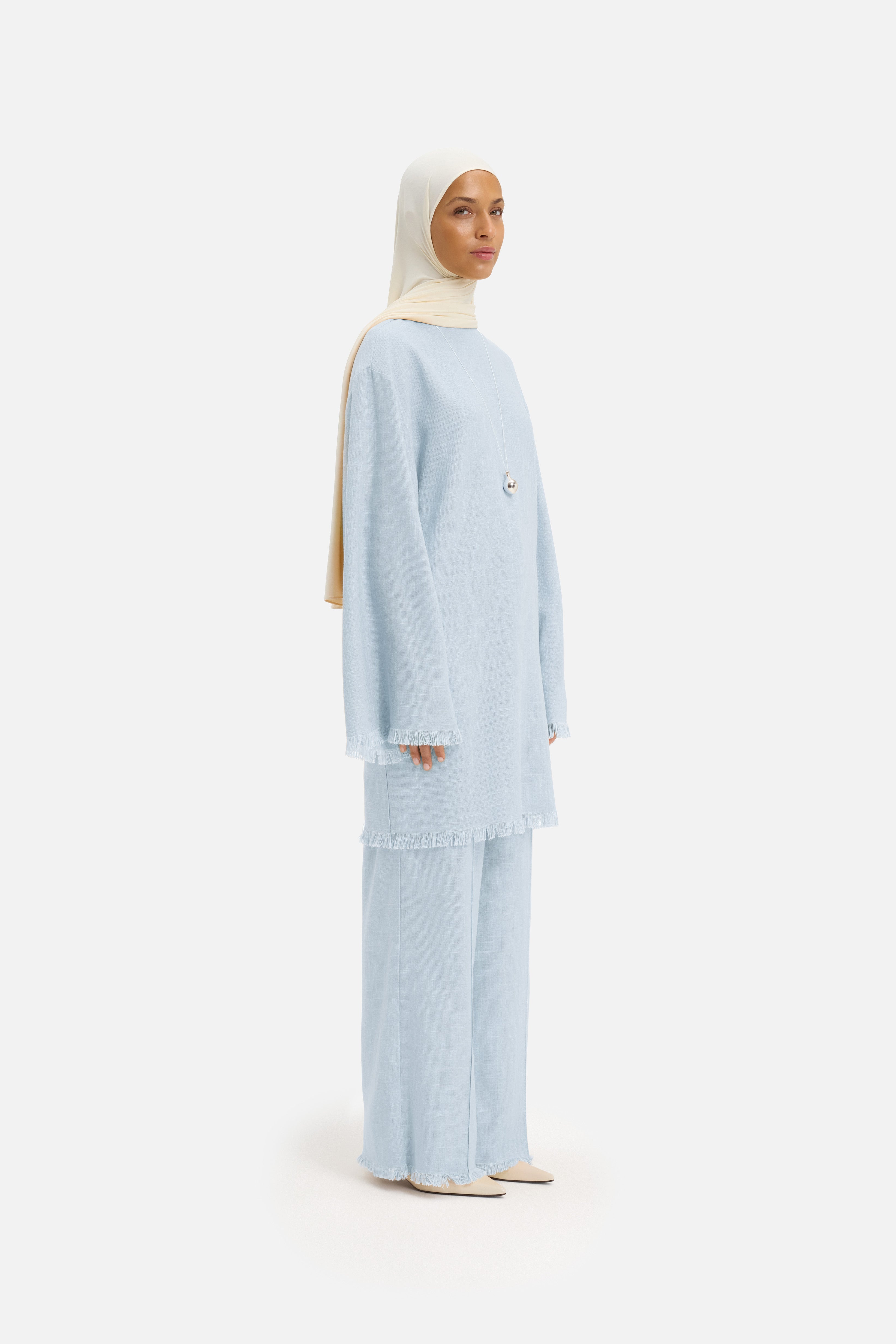 Frayed Hem Pants | Air