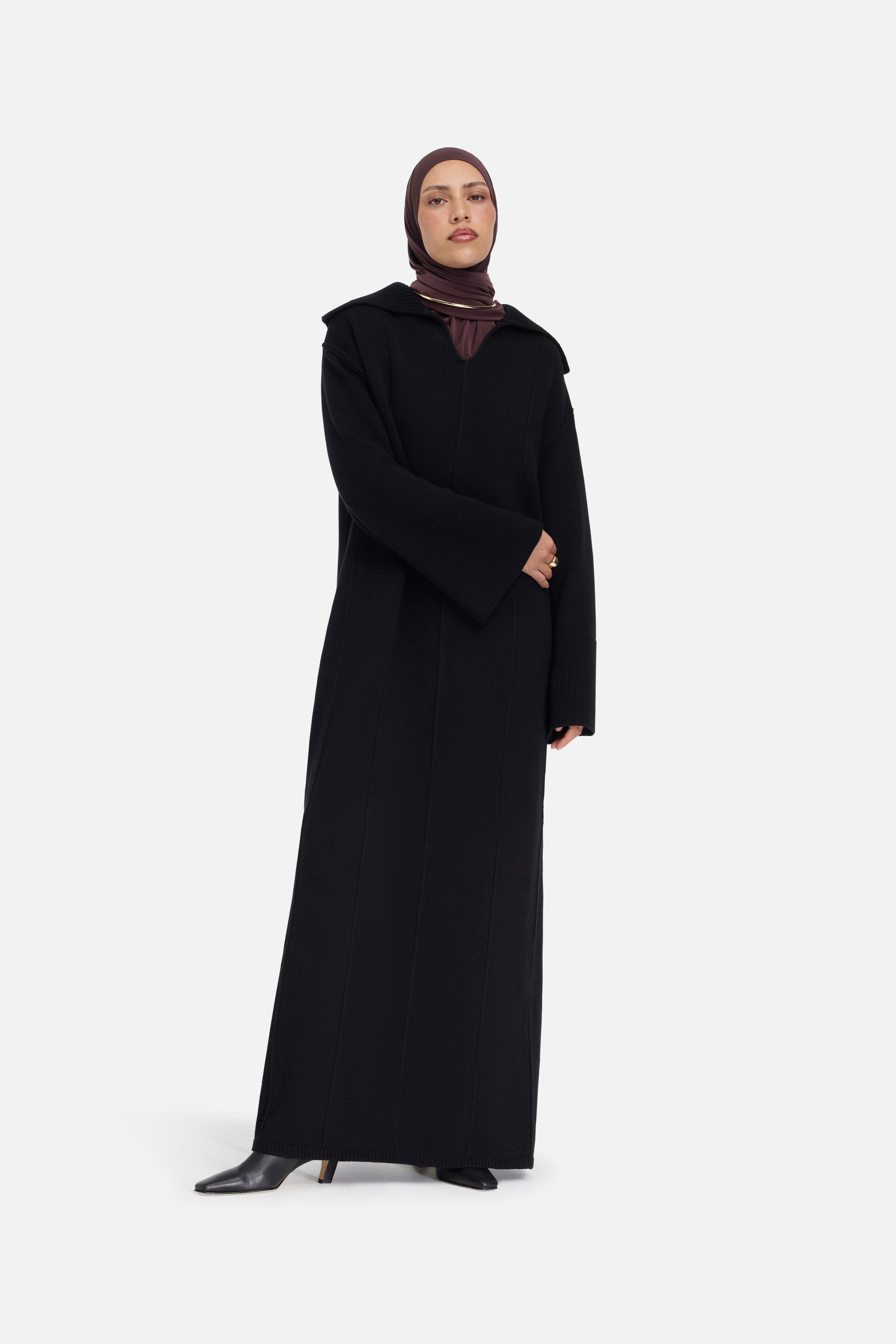 Knitted Collar Dress | Black | MERRACHI