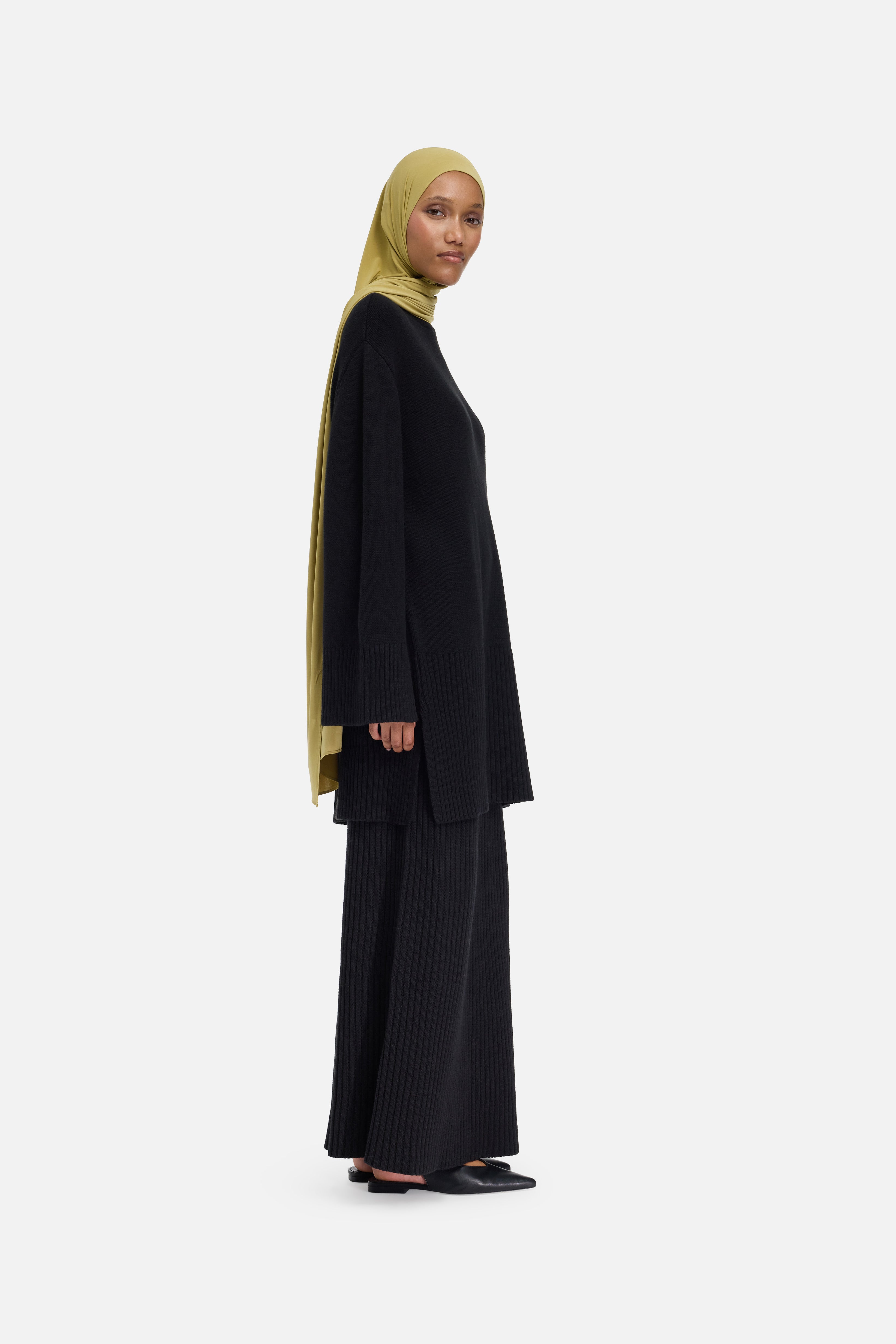 Ribbed Knit Skirt | Black
