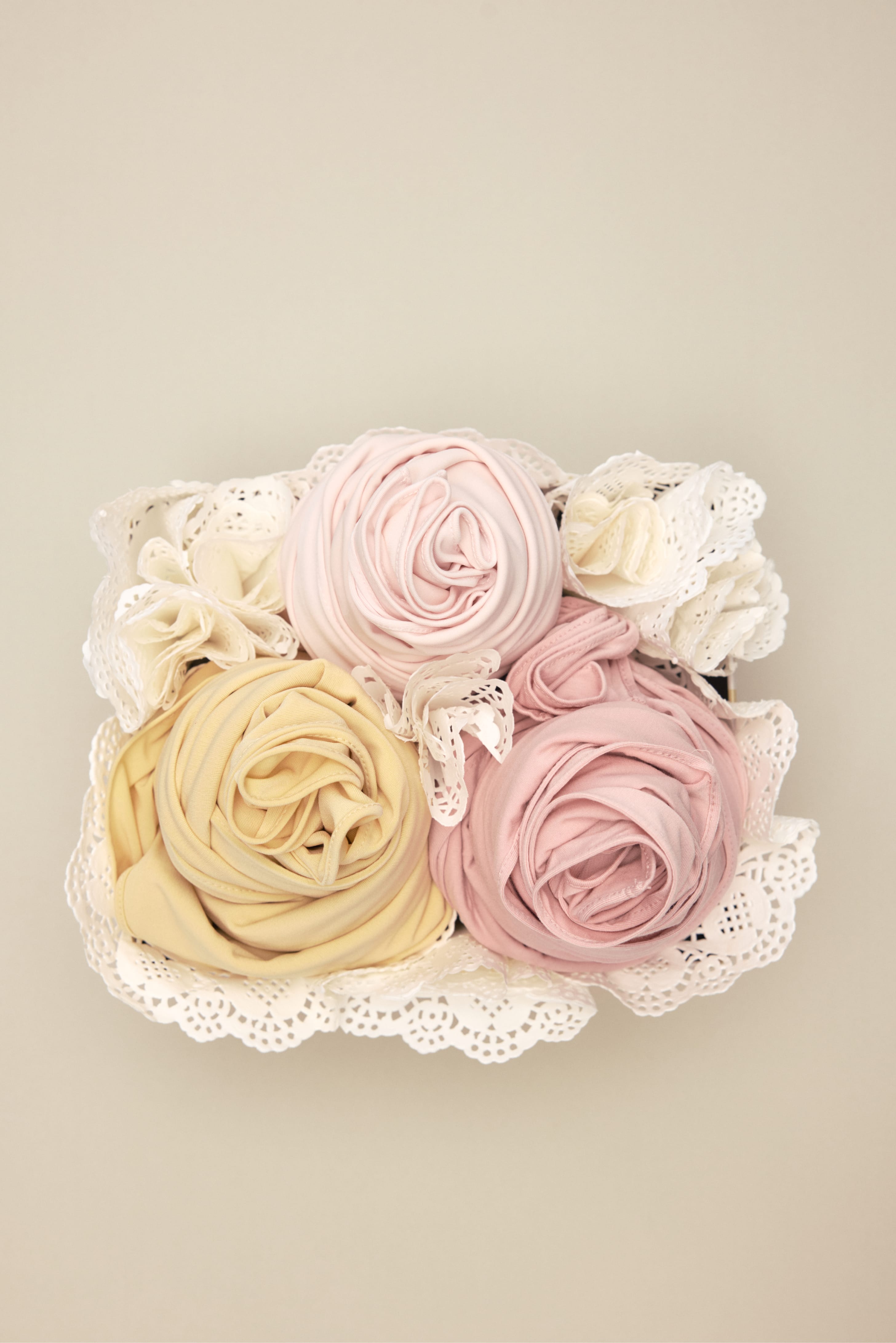 Cookie Scarf Gift Box | Multi Color