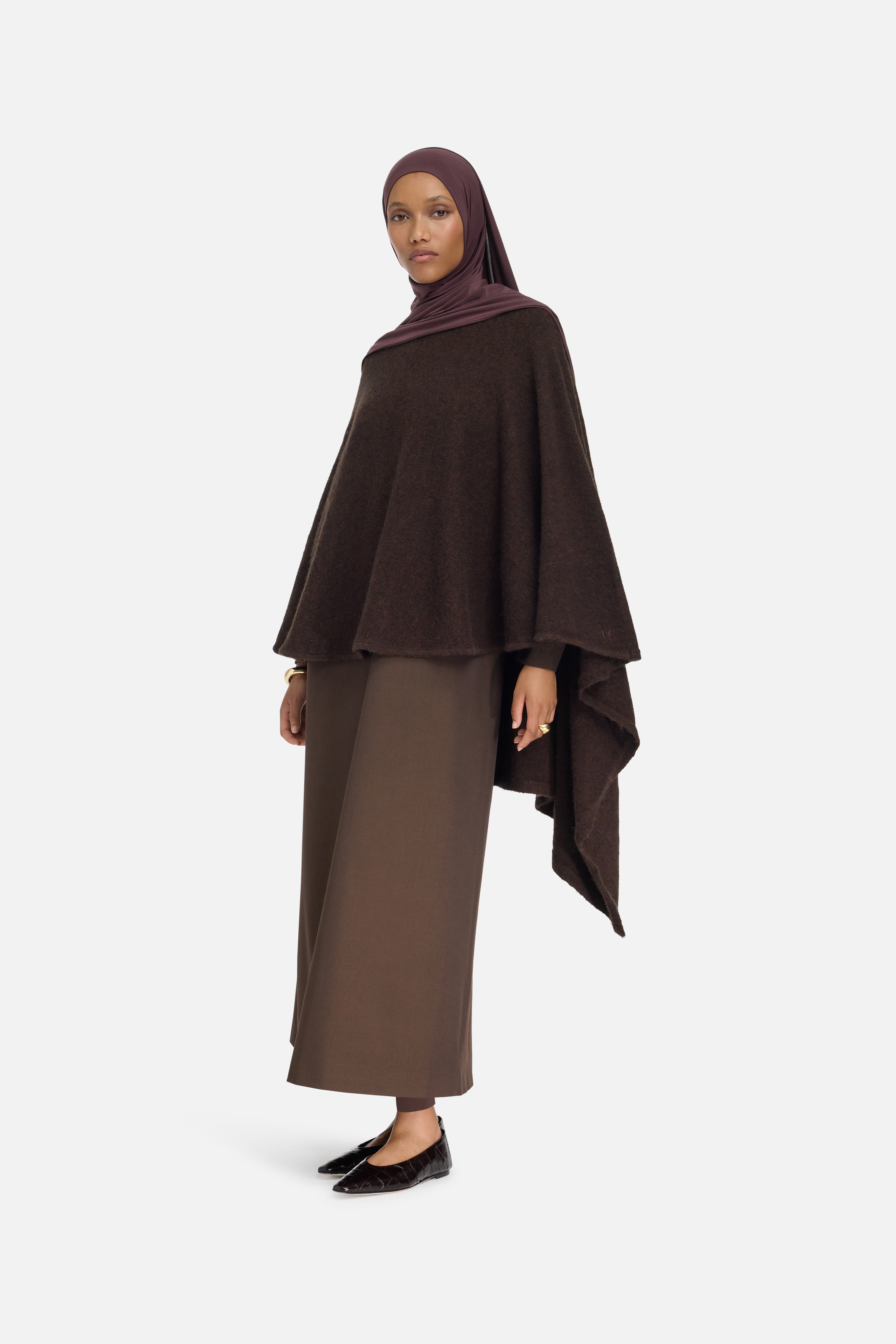 Brushed Knit Poncho | Dark Brown | MERRACHI