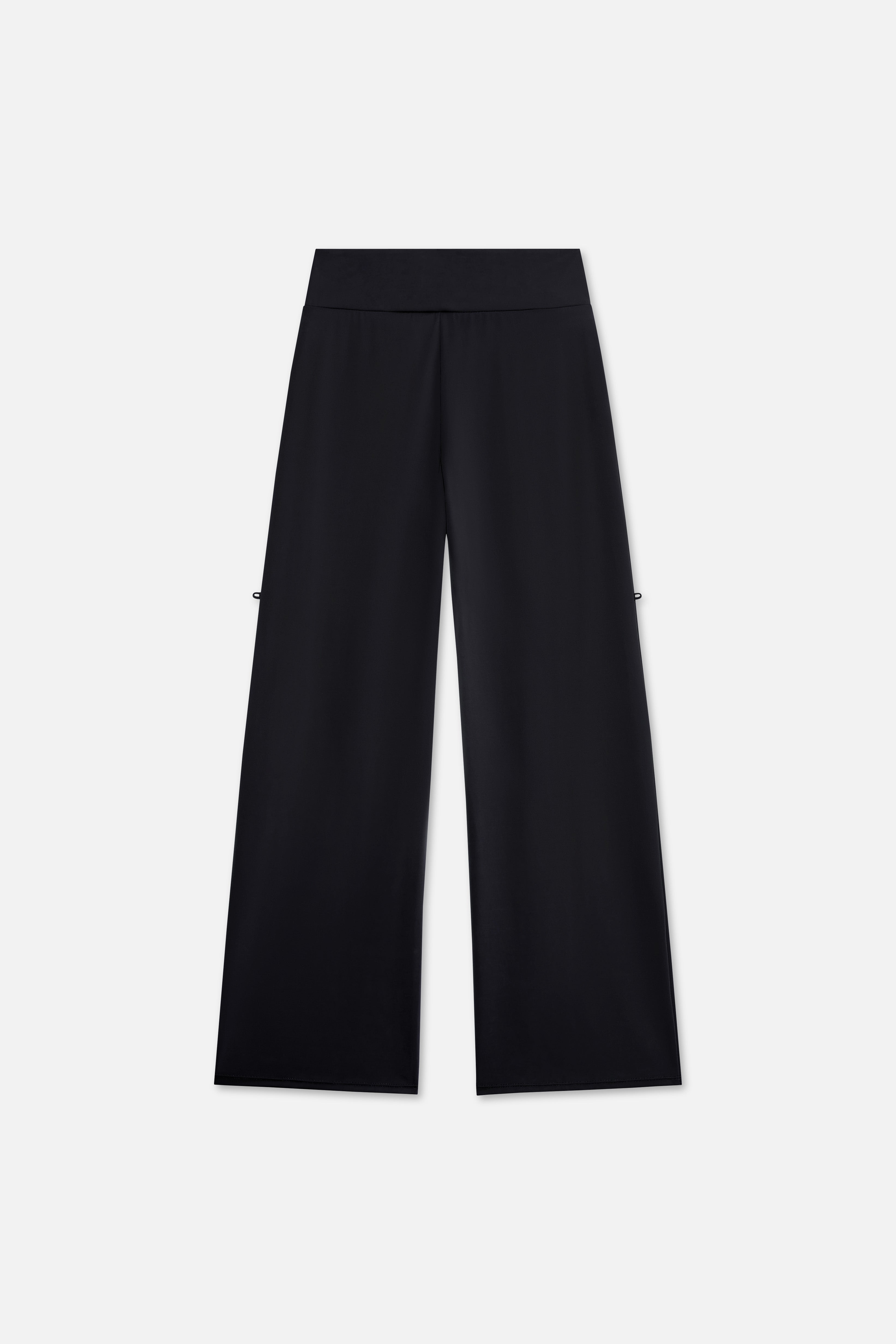 Essential Straight Swim Legging | Black