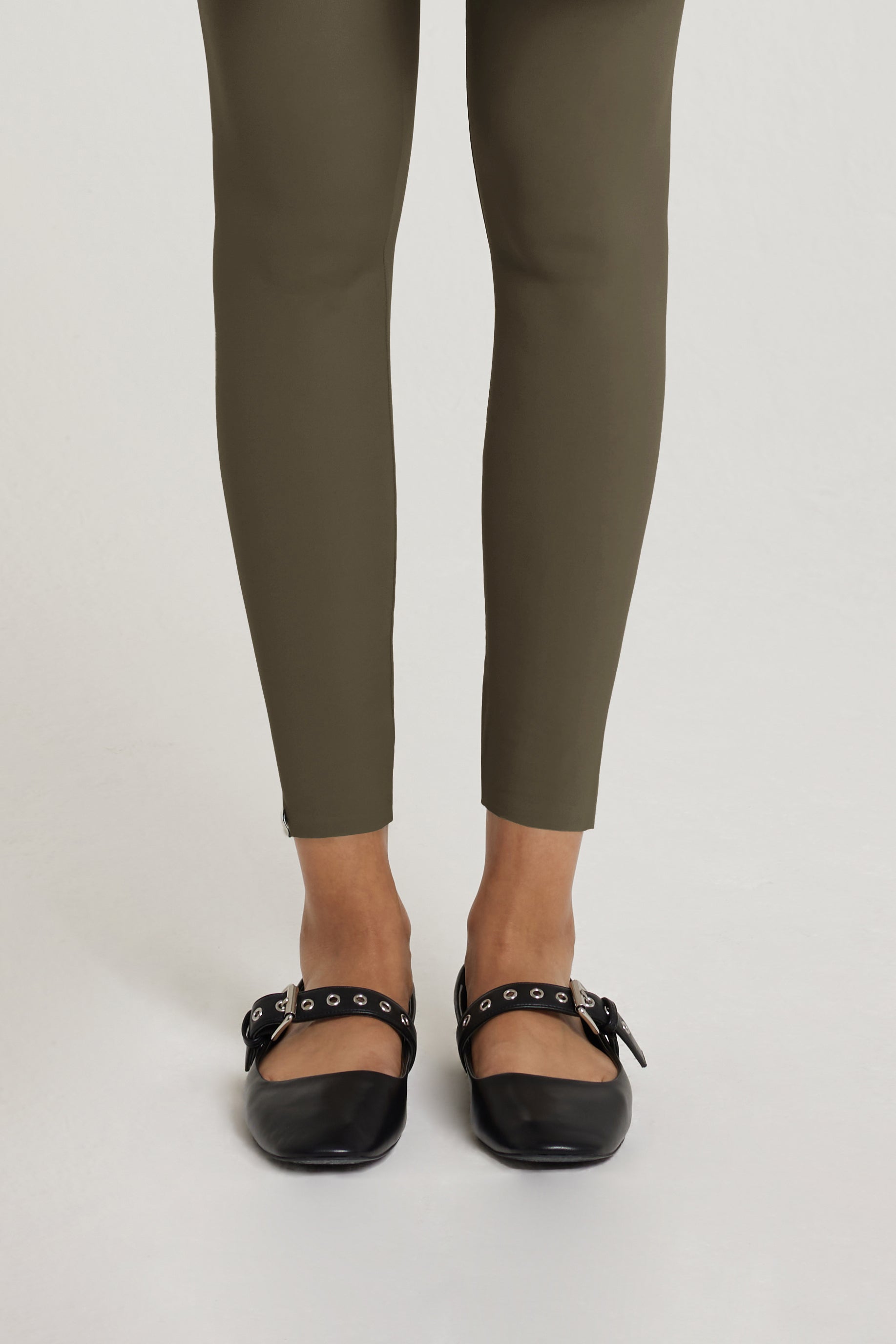 Essential Legging | Ash Brown
