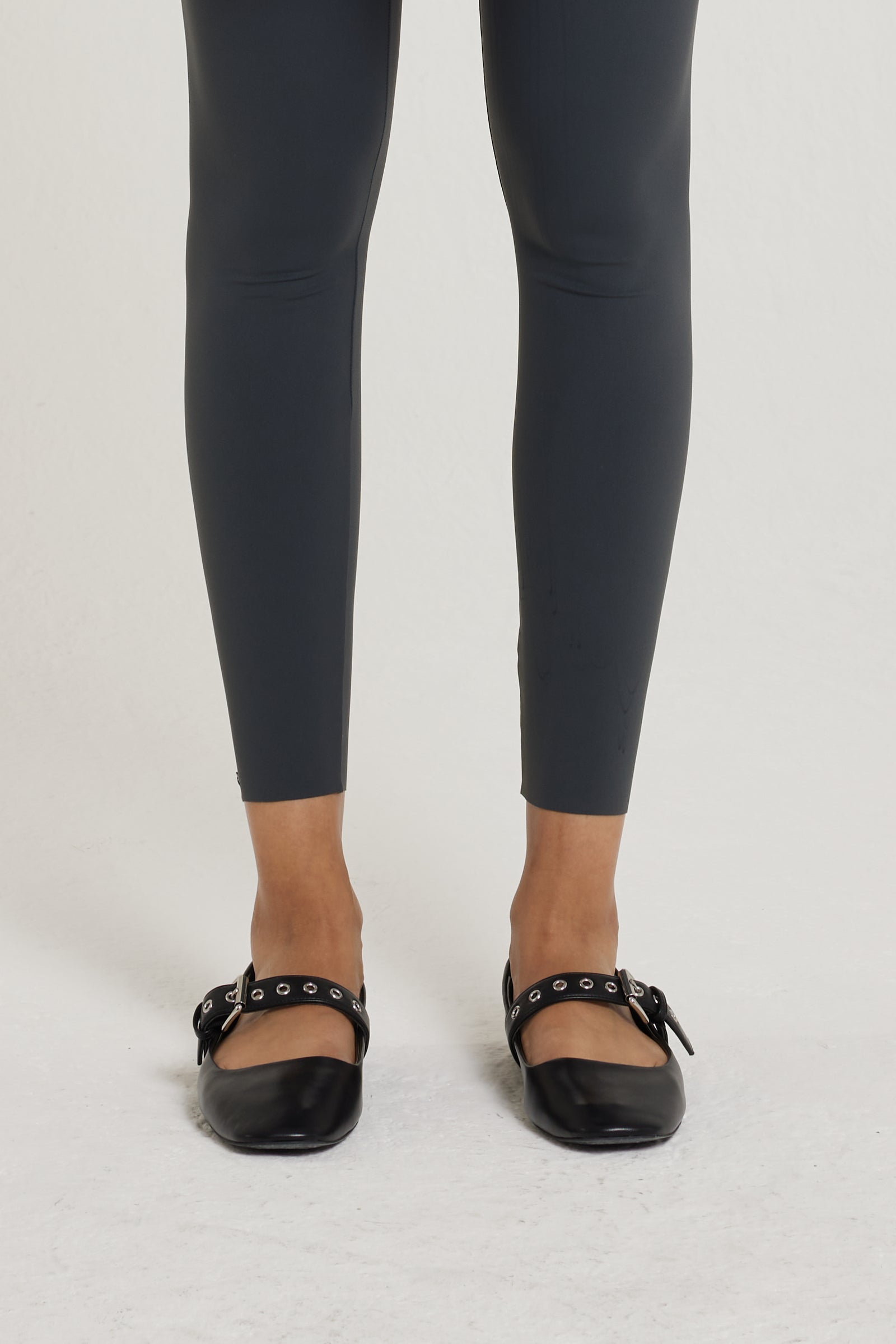 Essential Legging | Dark Grey