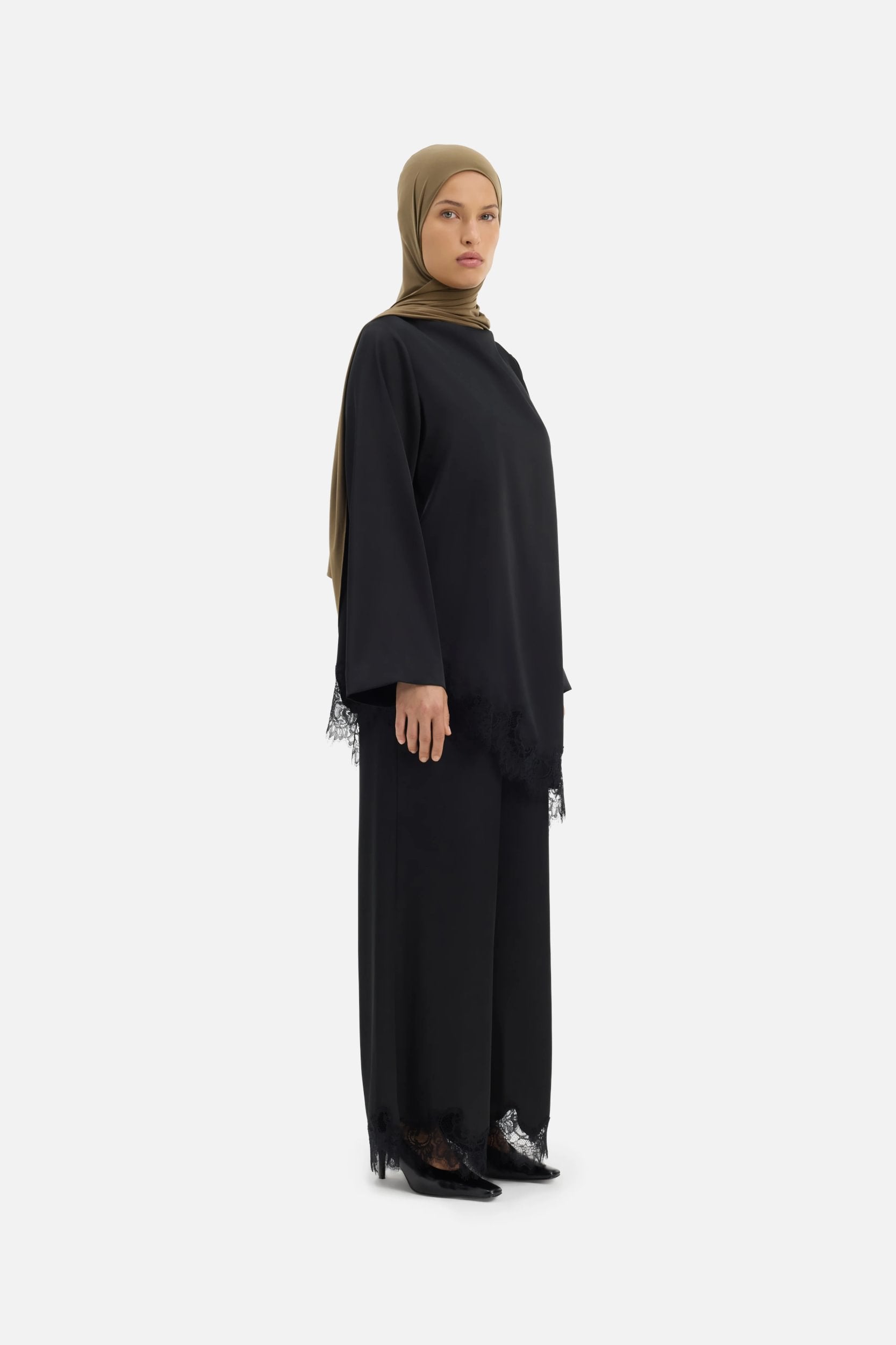 Satin Lace Top | Black