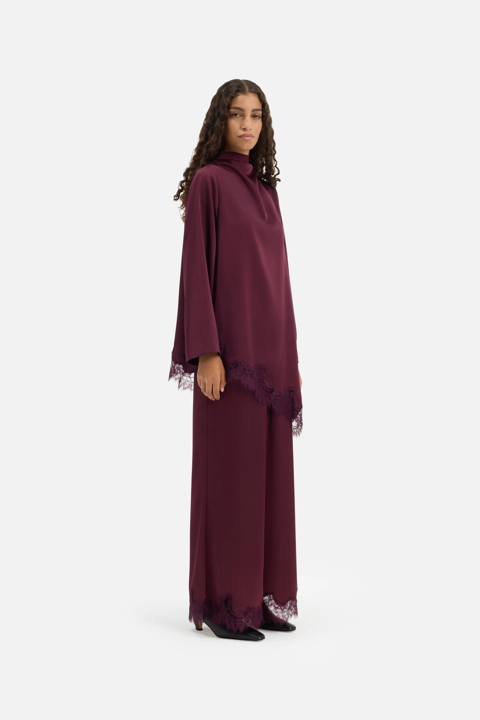 Satin Lace Top | Blackcurrant