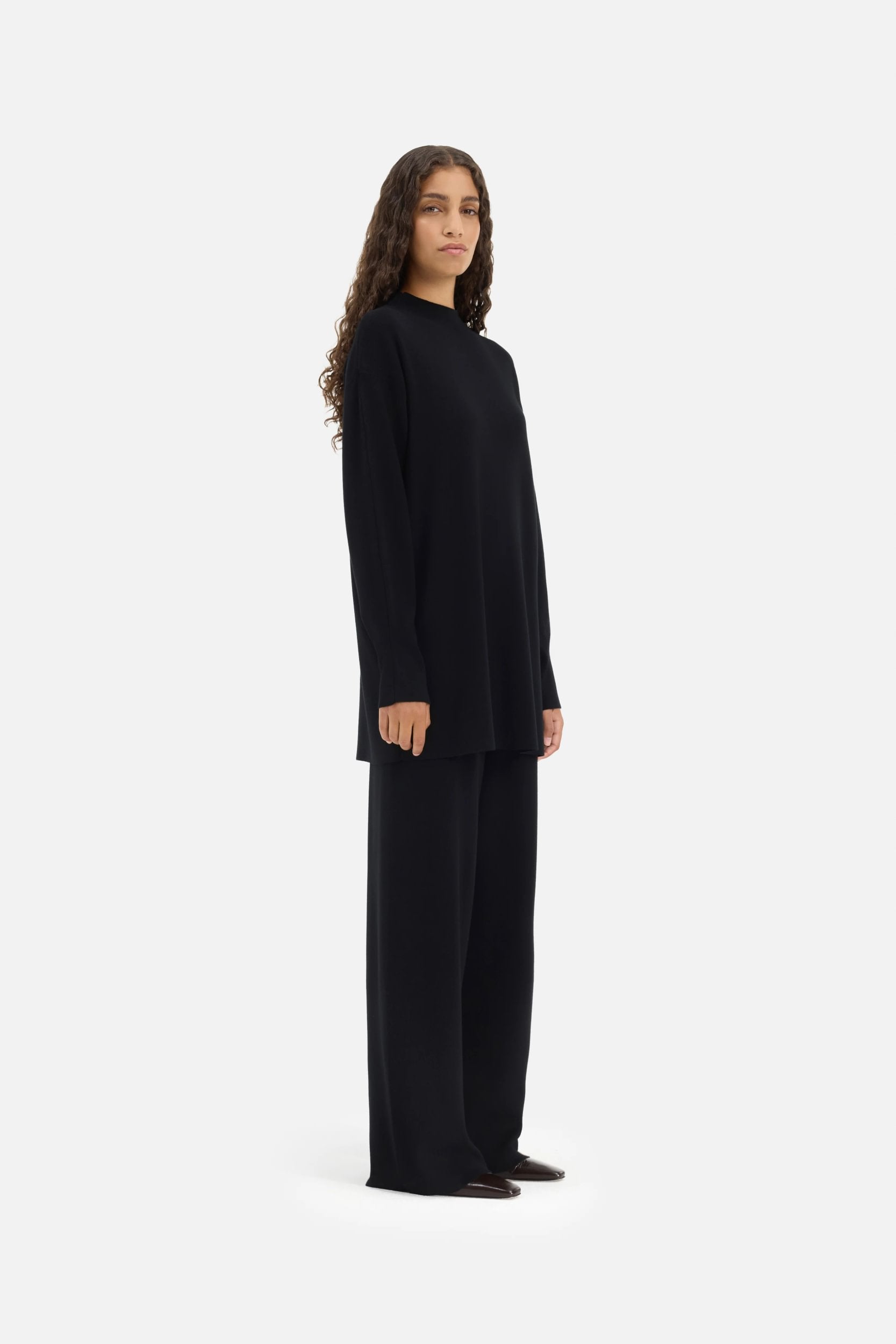 Turtle Neck Sweater | Black