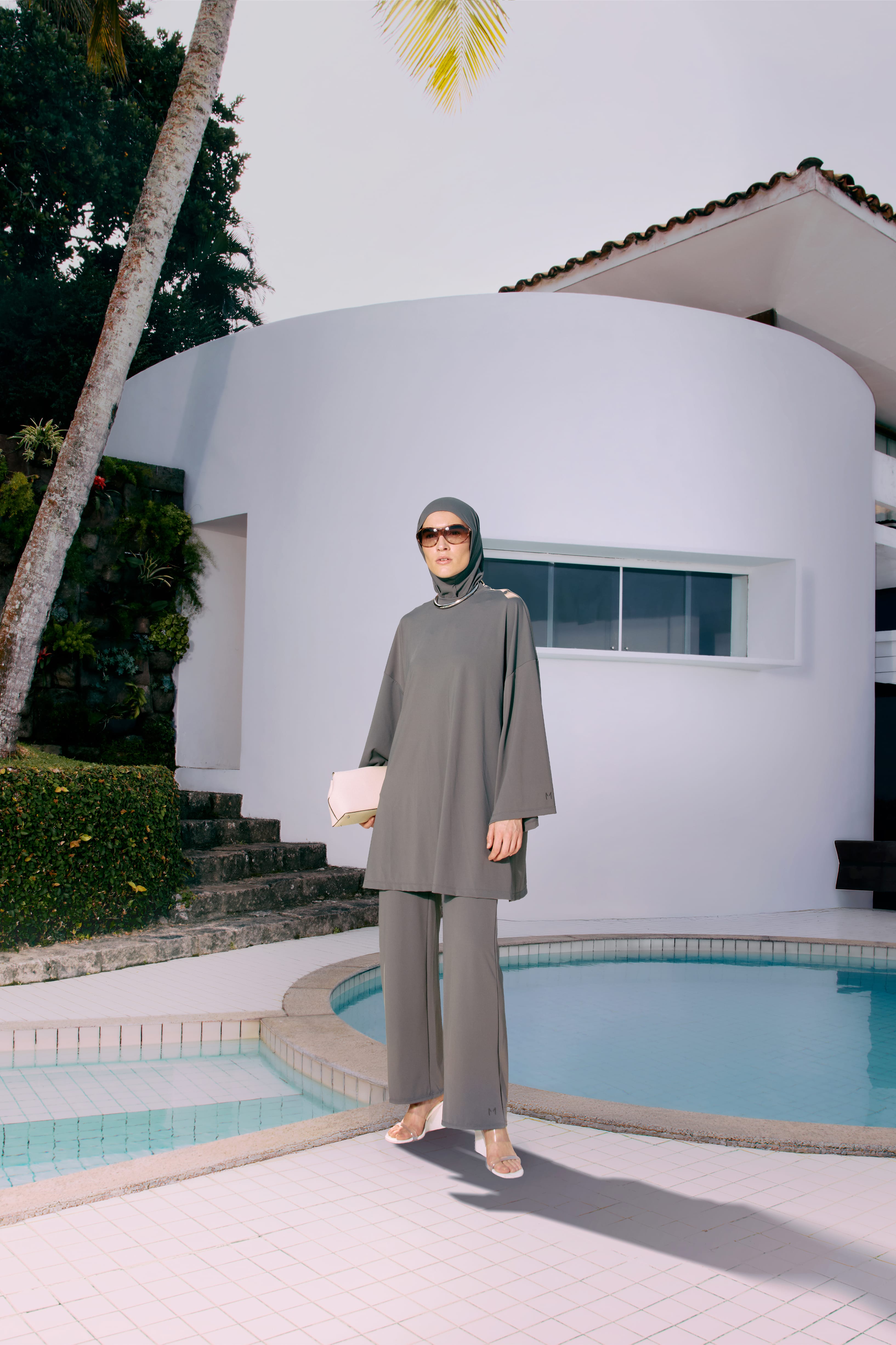 Essential Straight Swim Legging | Stone